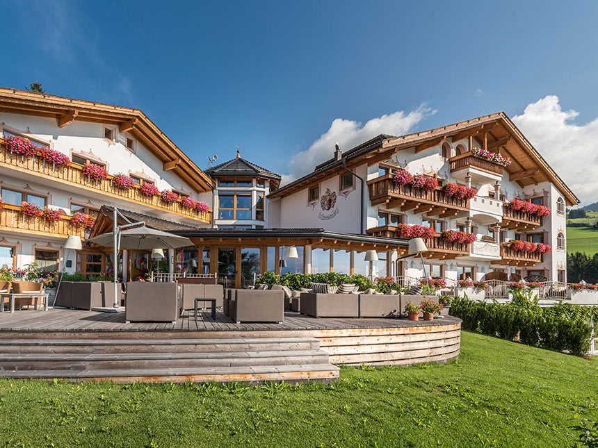 8 Tage Urlaub in Meransen in Südtirol im Hotel Lärchenhof mit 3/4 ...